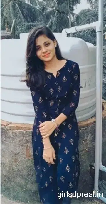 17 Year Simple Girl Pic