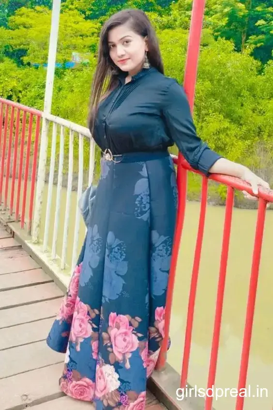 Punjabi Girl Pic