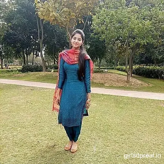 Punjabi Girl Pic