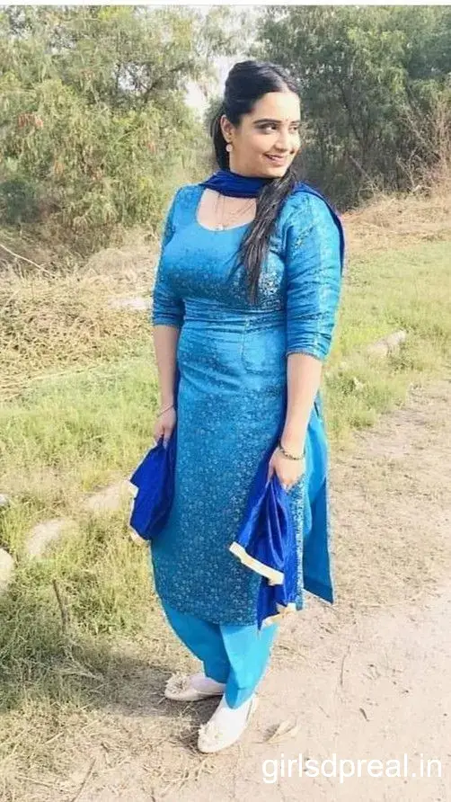 Punjabi Girl Pic