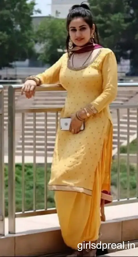 Punjabi Girl Pic