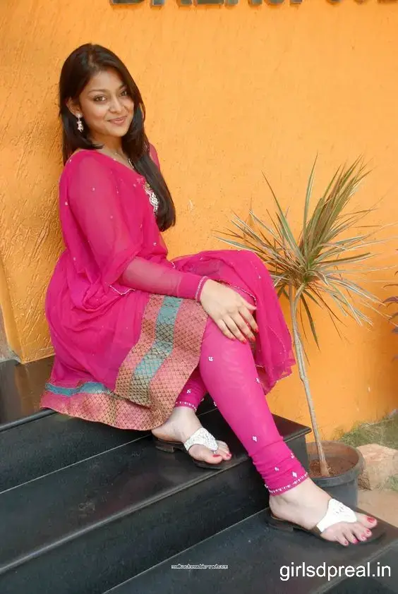 Cute Girl Pic Indian