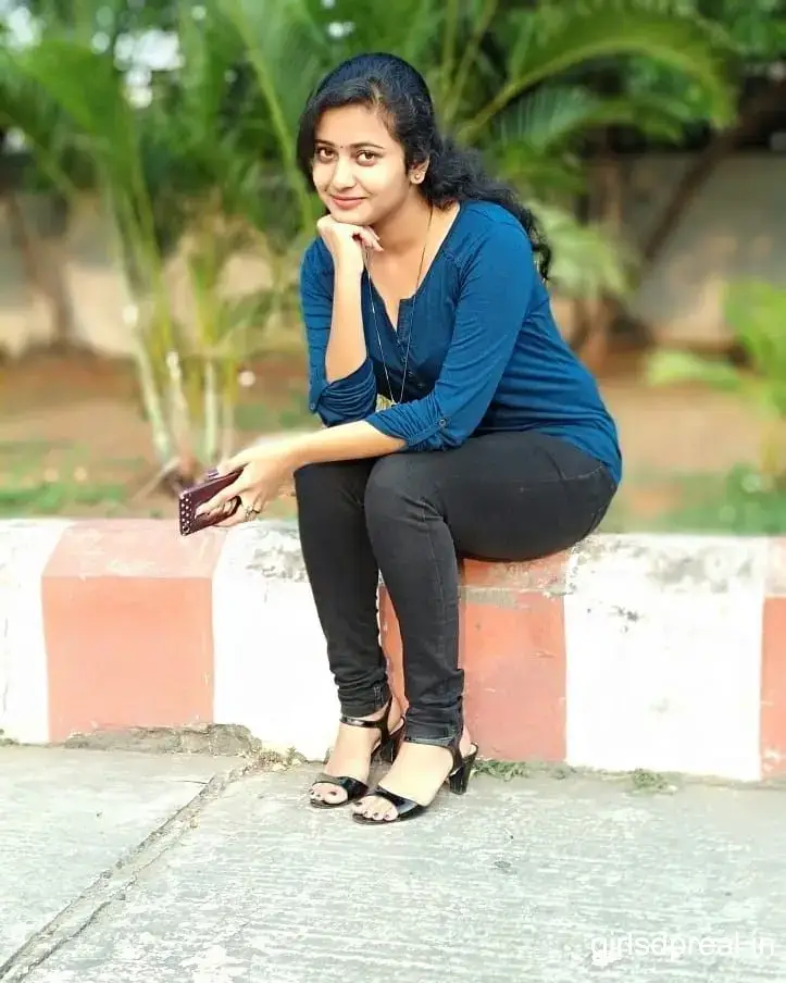 Cute Girl Pic Indian